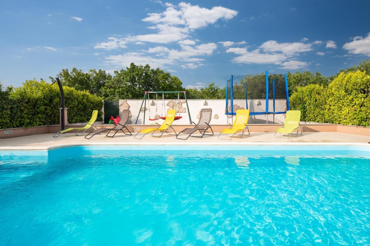 Katuni Holiday Residence Maja מראה חיצוני תמונה