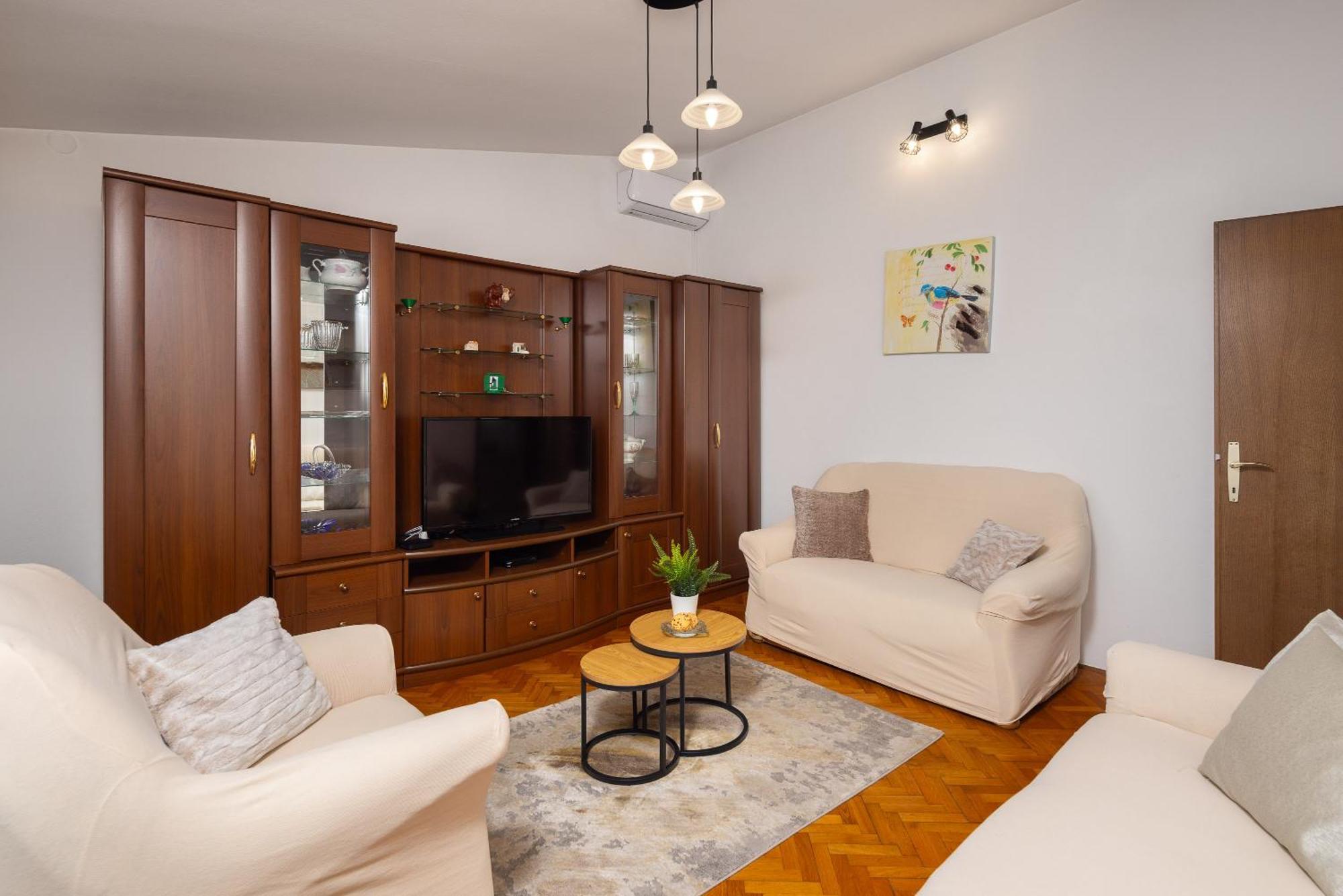 Katuni Holiday Residence Maja מראה חיצוני תמונה