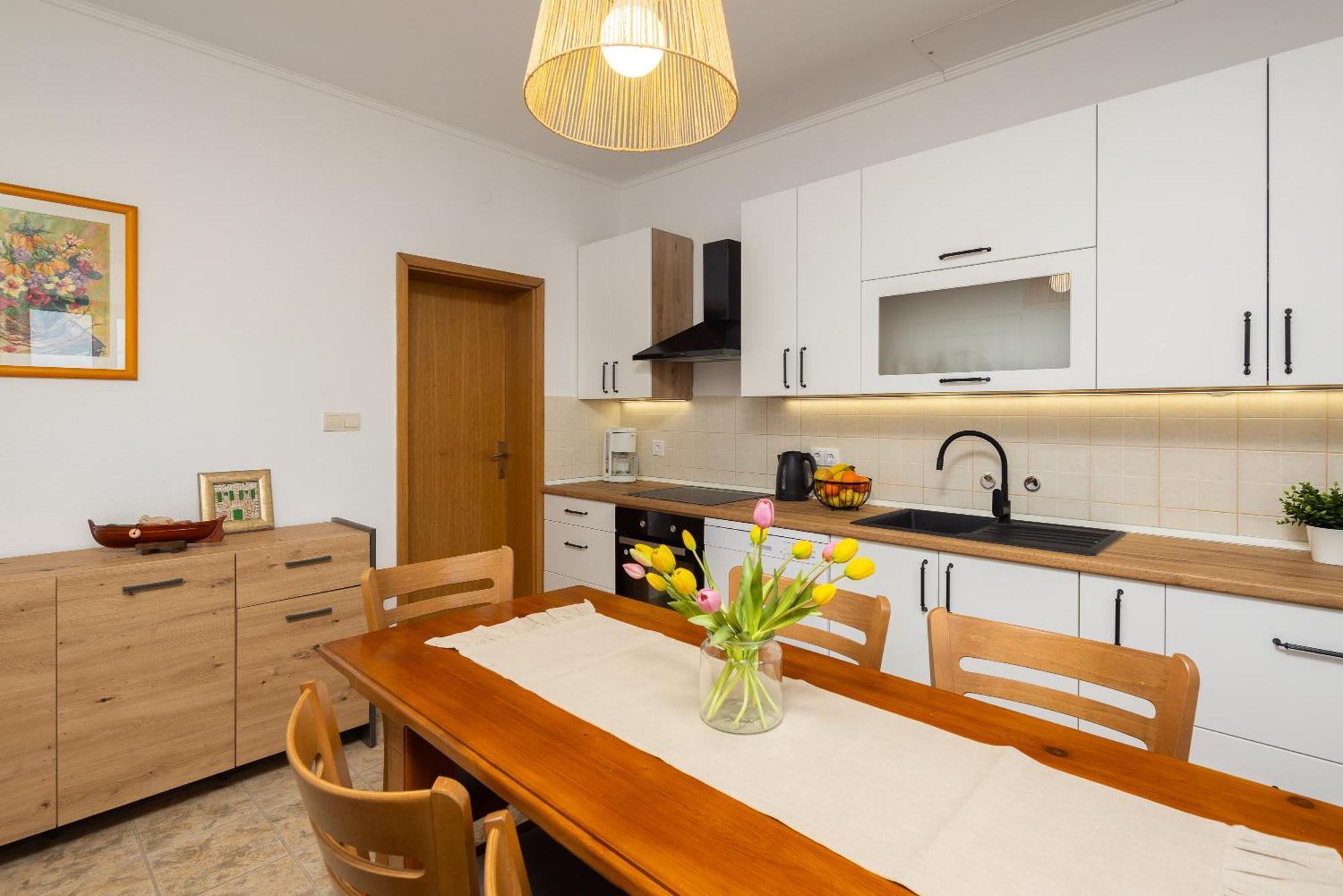 Katuni Holiday Residence Maja מראה חיצוני תמונה