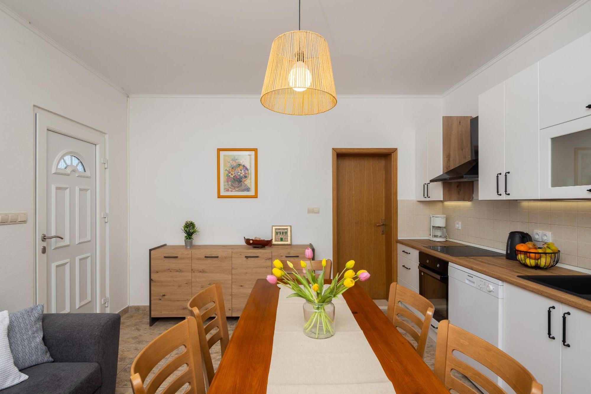 Katuni Holiday Residence Maja מראה חיצוני תמונה